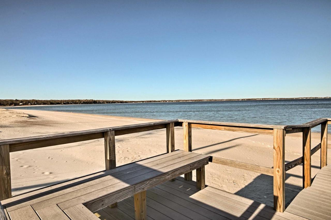 Home In Long Island Wine Country - Walk To Beach! Cutchogue Dış mekan fotoğraf